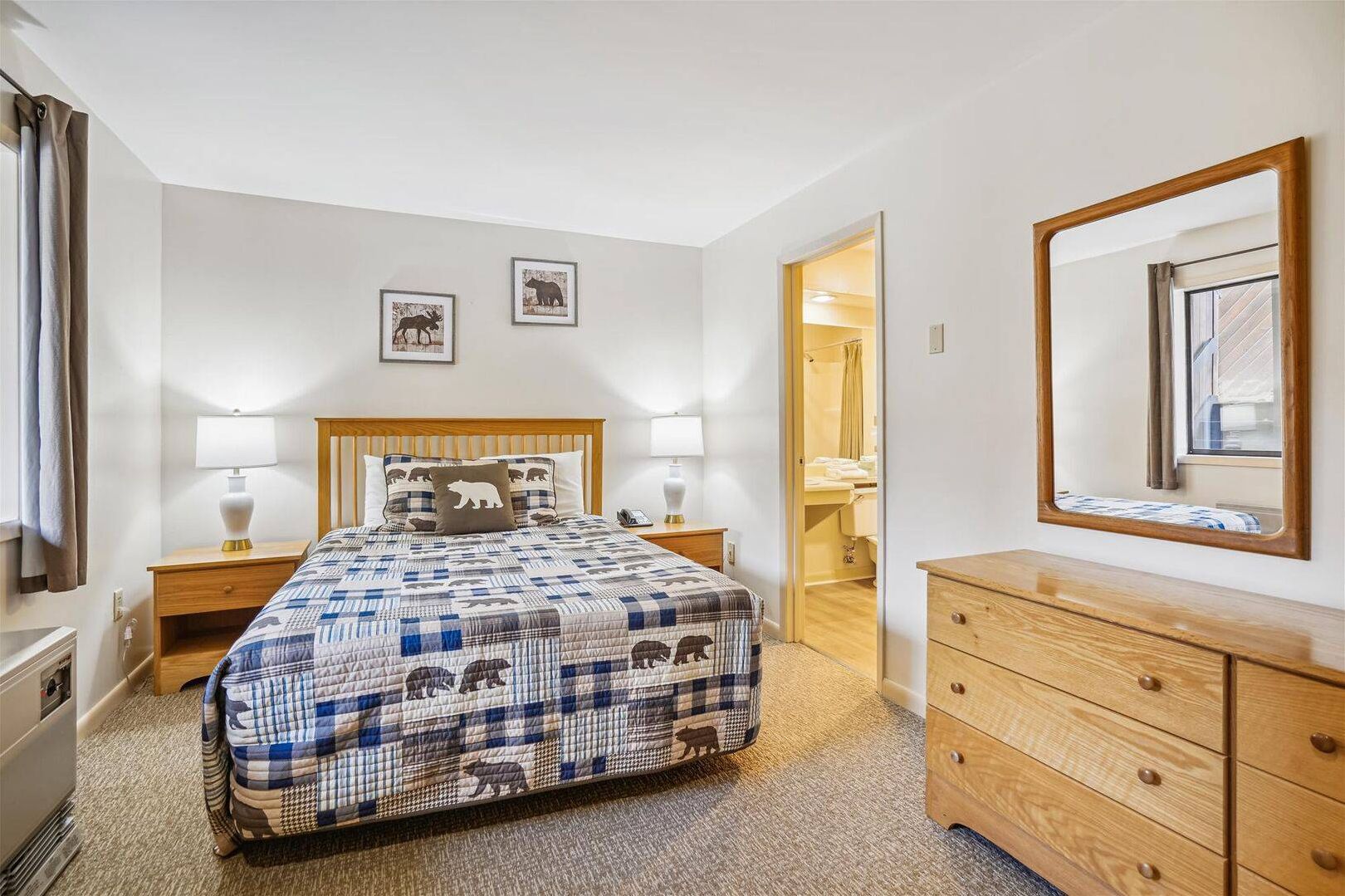 WiFi (free), bed sheets