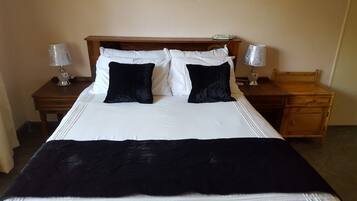 2 soverom, strykejern/-brett, wi-fi og sengetøy