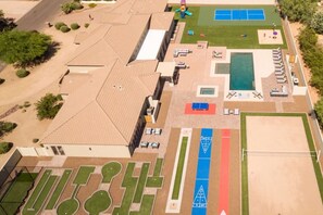 Sports court - $$$ MULTI MILLION DOLLAR ENTERTAINMENT OASIS $$$ (Scottsdale)