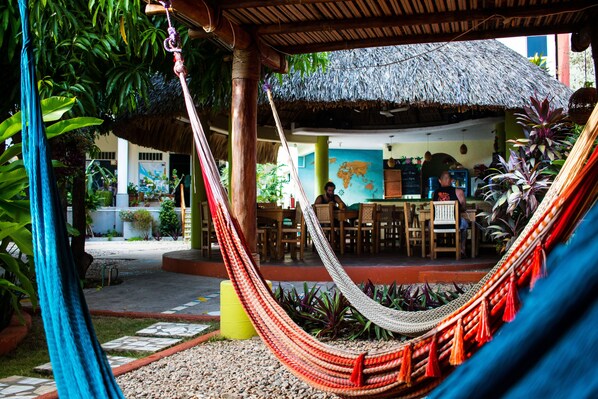 Bar (on property) - Casa Losodeli & Coworking - Adults Only - Hostel (Puerto Escondido)