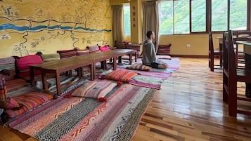 Kirjoja, videokirjasto