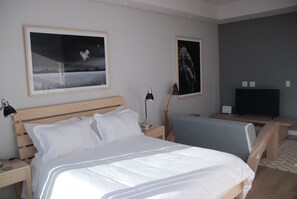 1 chambre, fer et planche à repasser, accès au Wi-Fi (inclus)