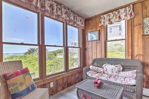 TV, fireplace, books, smart speakers - Oceanfront Gem w/ Sunroom & Fireplace in Cape Cod (Dennis Port)