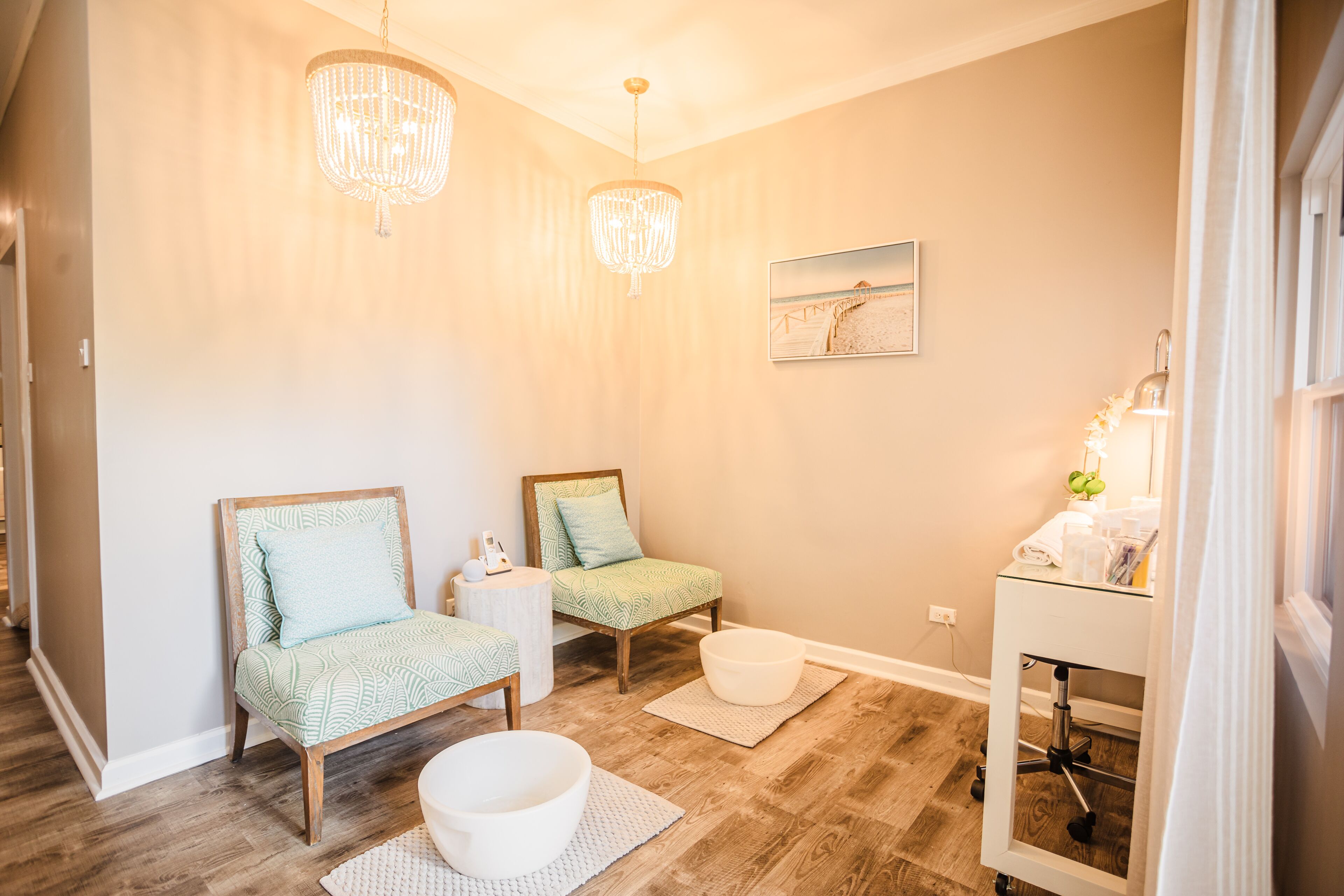 body treatments, hot stone massages, deep-tissue massages