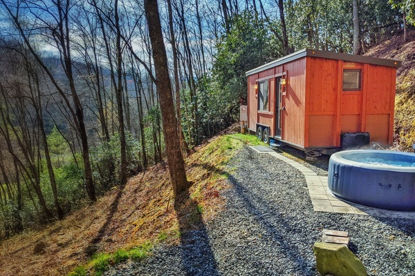 Enjoy soaking up the view while soaking in the hot tub! Stars at night rock!!