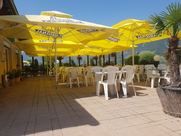 Terrace/patio - Gîte - dortoir La Cigale (Saxon)