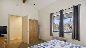 Unclassified image, 4 of 39, button - 2 Bedroom Suite w/outdoor heated pool  201/202 (Killington)