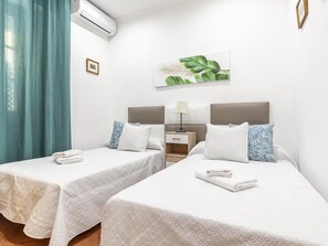 1 sovrum, strykjärn/strykbräda, internet och sängkläder