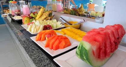 Hotel Encantos De Penedo