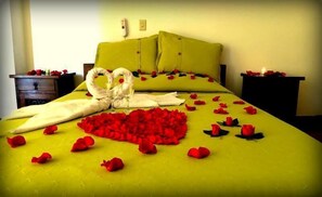 Iron/ironing board, free WiFi, bed sheets - Hotel Santa Barbara (Puente Nacional)