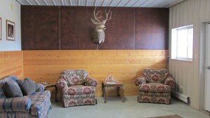 Interior - Colorado Bray Ranch Getaway (Redvale)