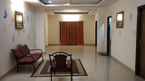 Lobby - THE DOWN TOWN HOTEL (Hyderabad)