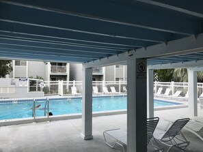 Outdoor pool - Cozy Condo minutes from Fort Walton Beach and Destin (Shalimar)