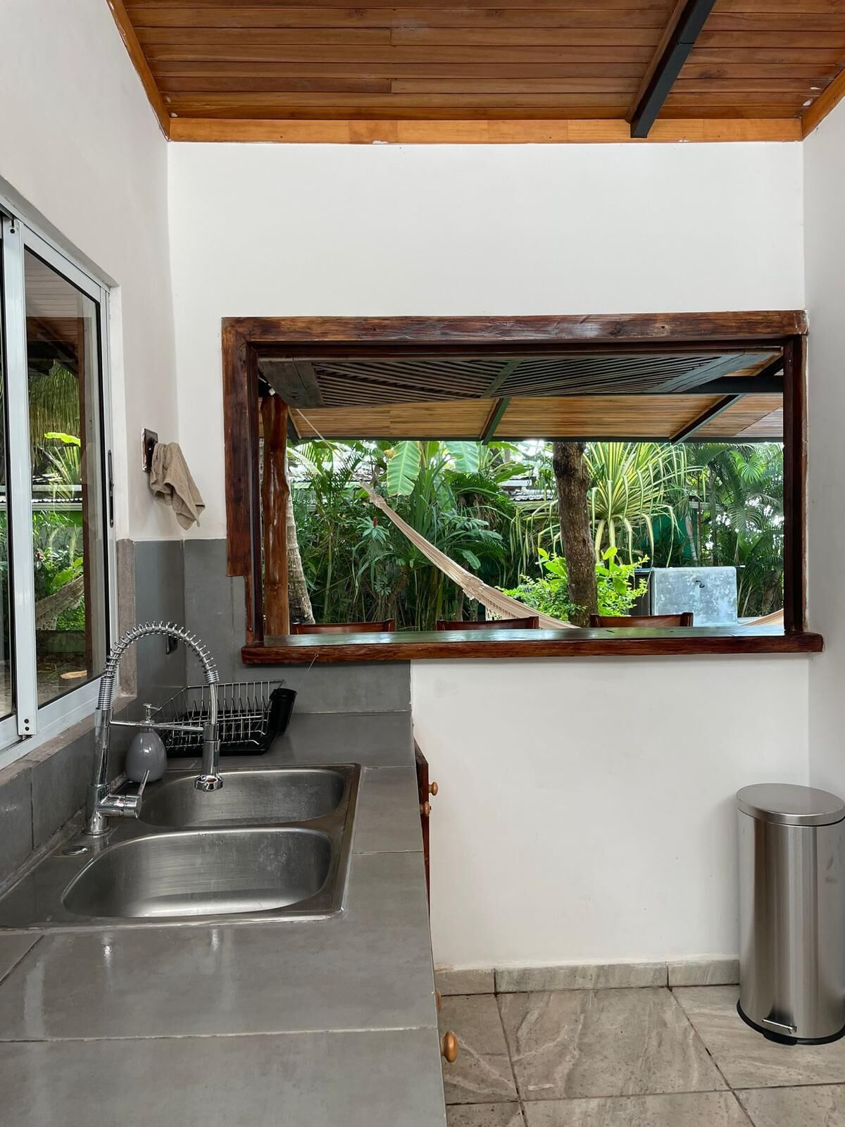 Luxury Villa | Private kitchen | Full-sized fridge, microwave, stovetop, electric kettle