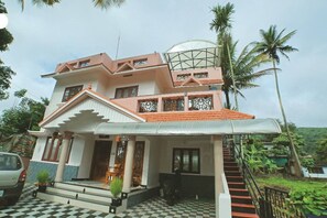 Exterior - Mulberry Homestay . (Thekkady)
