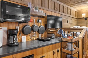 Interior - Peaceful Views & Comfort, Within 10 Mi of Mt. Rushmore & Custer State Park.  (Keystone)