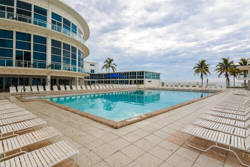 Castle Beach Suites with awesome views