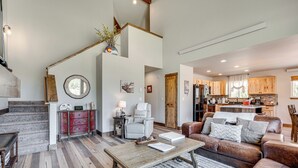 Unclassified image, 5 of 33, button - Newly Built Estes Park Townhome, 2 Miles to RMNP! (Estes Park)