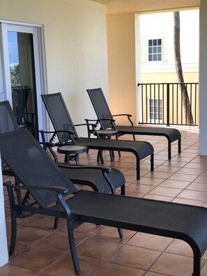 Terrace/patio - Luxurious Ritz Carlton Club Condo Avail June & December (St. Thomas)