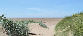 2 bedroom accommodation in St Annes-on-the-Sea