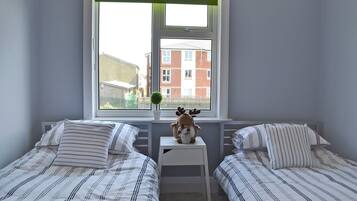 2 bedrooms, free WiFi, bed sheets