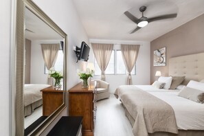 4 bedrooms, desk, iron/ironing board, free WiFi