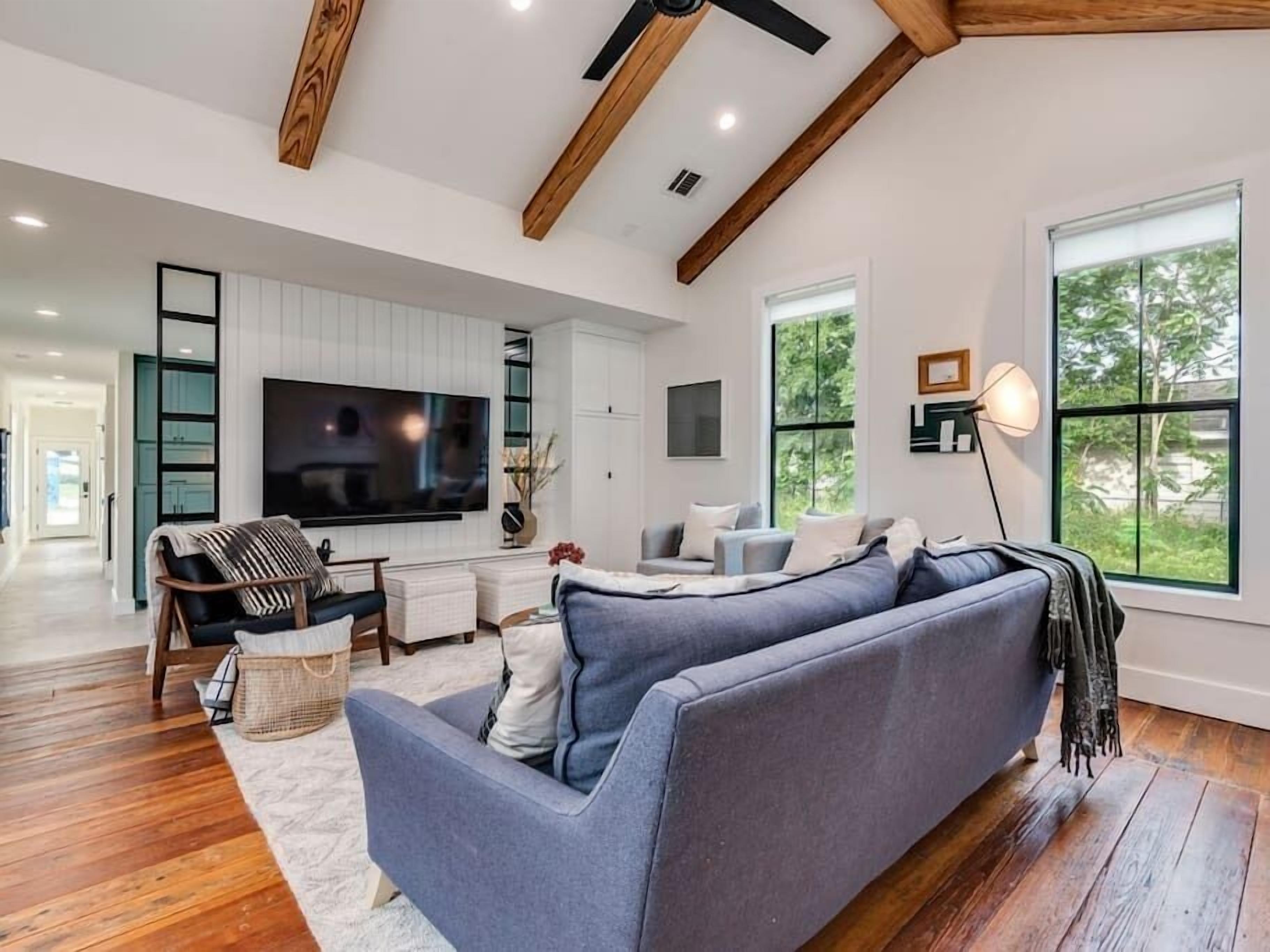 Smart TV, video games, Hulu, table tennis