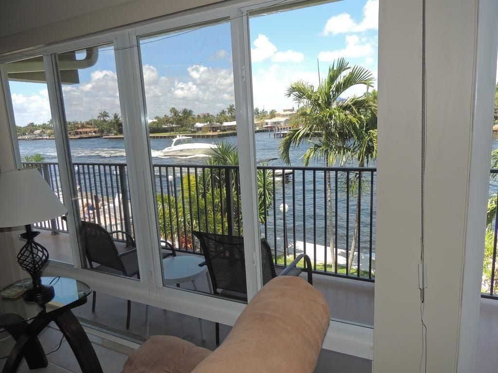 Superior Apartment, 1 Bedroom (Intracoastal View) | Terrace/patio