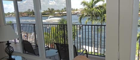 Departamento superior, 1 habitación (Intracoastal View) | Terraza o patio