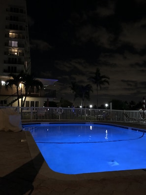 Utomhuspool