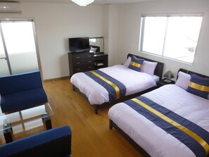 1 bedroom, iron/ironing board, free WiFi, bed sheets - Classic 52m2(2-DBL BED) "Kiyomizu Respire Stay" 3min to Kiyomizu Gojo Station (京都市東山区新宮川町通松原下る西御門町)