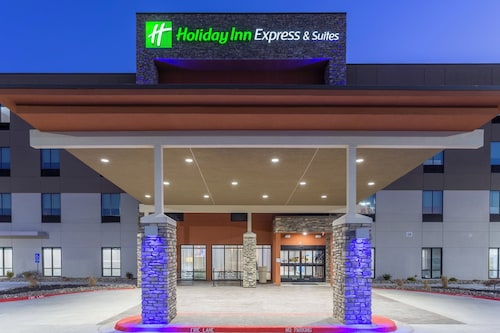 Holiday Inn Express & Suites Kearney by IHG