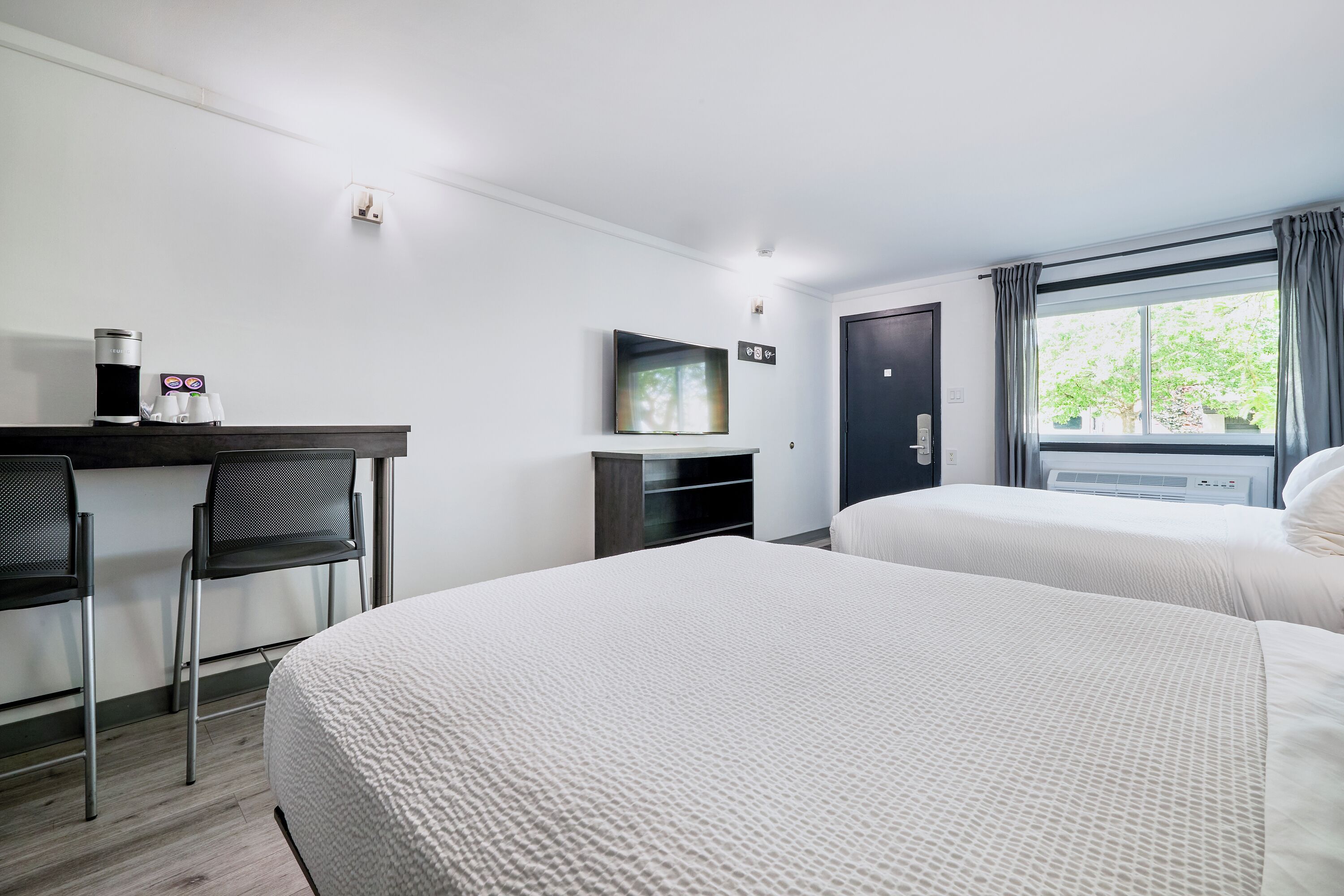 Photo - Motel Newstar Laval