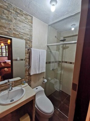 Rollaway beds, free WiFi, bed sheets - Casona del Inca Mapi (Machu Picchu)