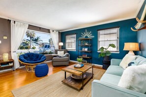 Smart TV, fireplace, table football, books - Spacious & Clean Home Close to Beach w/Patio+ BBQ! (Oceanside)