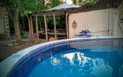 Casa Baltasar, ideal for families and friends, with garden and barbecue.