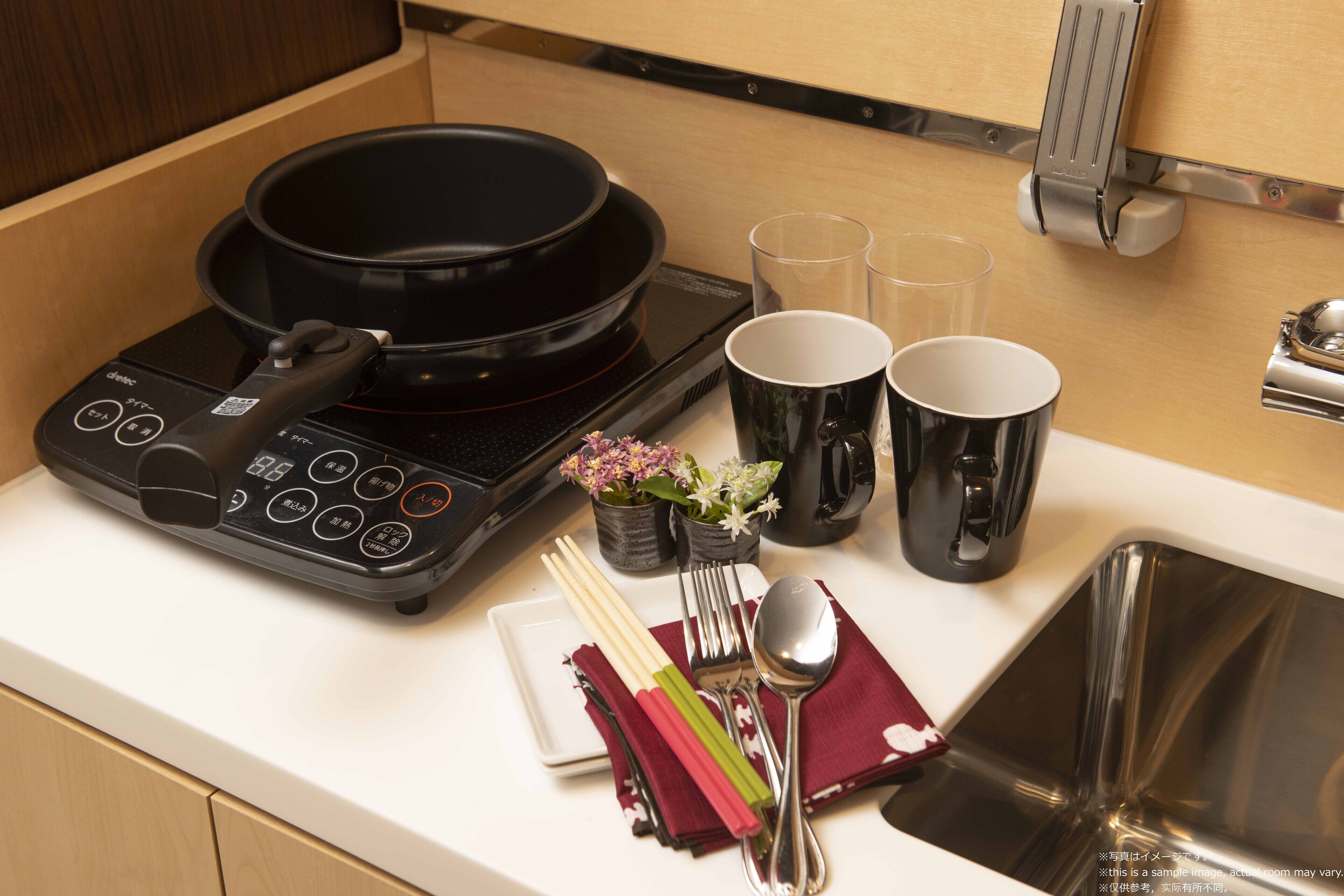 fridge, microwave, stovetop, electric kettle