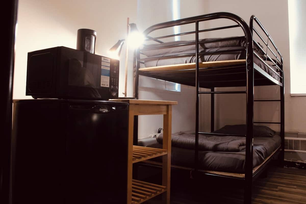 Basic Shared Dormitory, Mixed Dorm, Non Smoking | Individually decorated, individually furnished, blackout drapes