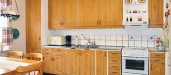 2 bedroom beautiful home in Gunnarskog
