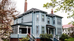 Front of property - The Lark & Loon Inn (Annapolis Royal)