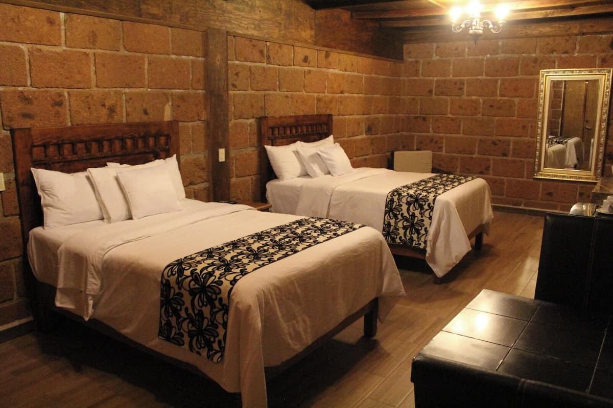 Habitación Confort | Ropa de cama de alta calidad, edredón y camas con efecto memoria