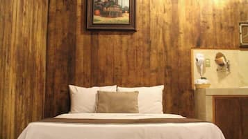 Habitación familiar | Ropa de cama de alta calidad, edredón y camas con efecto memoria