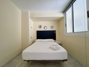 1 chambre, accès au Wi-Fi (inclus), literie fournie