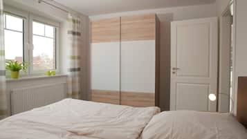 2 chambres, lit parapluie, Wi-Fi, draps fournis