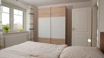 2 chambres, lit parapluie, Wi-Fi, draps fournis