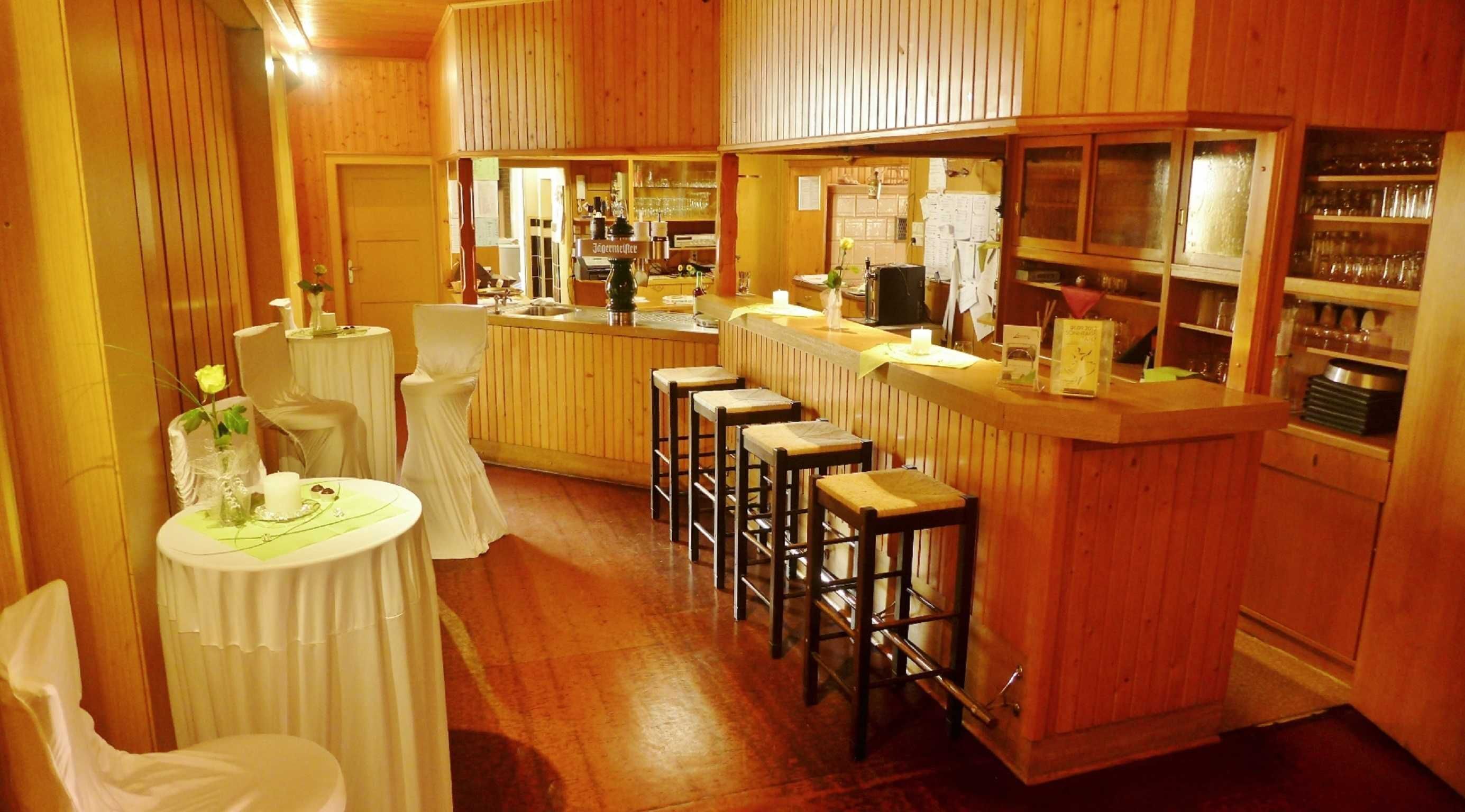 Bar (in der Unterkunft)