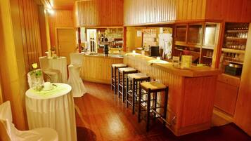 Bar (in der Unterkunft)