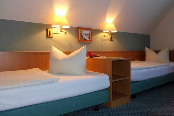 Zweibettzimmer mit getrennt sthenden Betten