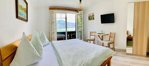 1 dormitorio y ropa de cama