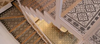 Exceptionally decorated 2 bedroom 2 bathroom house in Old Town